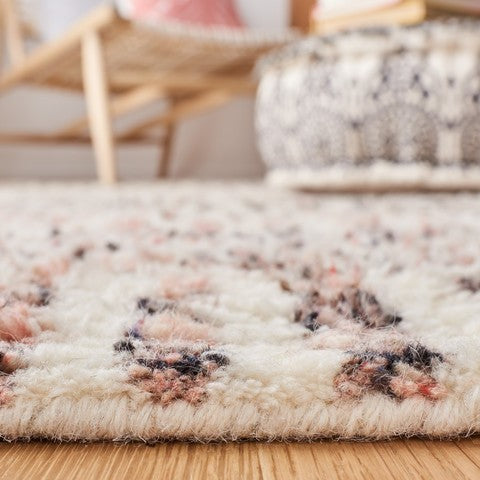 Moroccan Style Rug | HINT OF PINK
